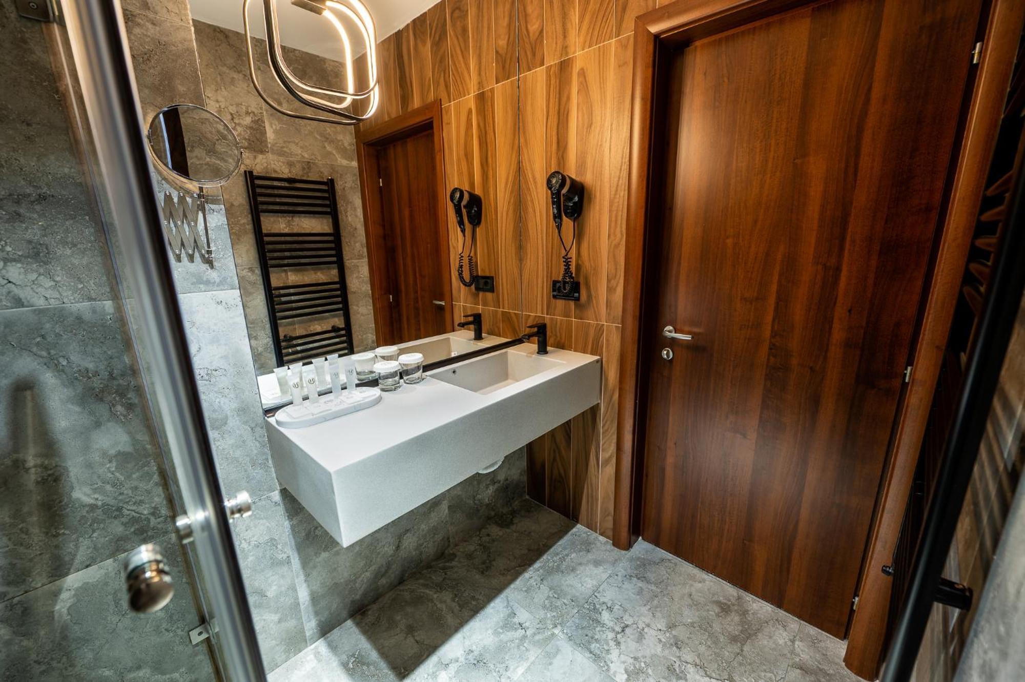 Complex Turistic Casa Romaneasca Călimăneşti Exterior foto